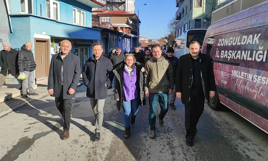 CHP’liler Kozlu’da gövde gösterisi yaptı...
