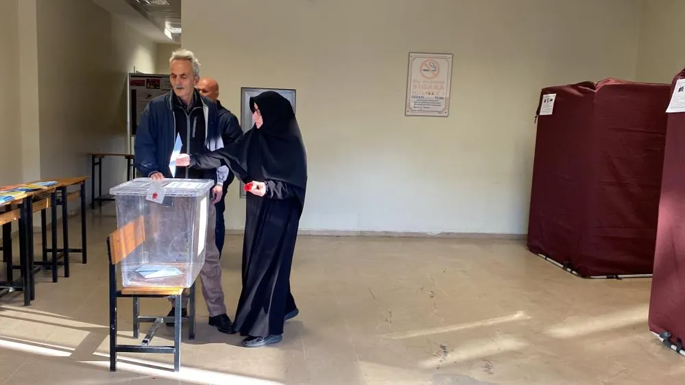 Oy verme işlemi başladı...