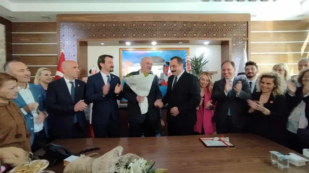 Bektaş koltuğu Dökmeci’ye devretti...