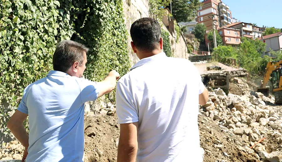 Başkan Tahsin Erdem yol çalışmalarını inceledi