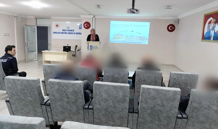Zonguldak Denetimli Serbestlik Müdürlüğü’nde afet bilinci semineri düzenlendi