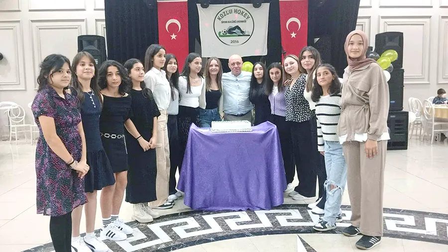 Kozlu’nun süper kızları için özel gece düzenlendi