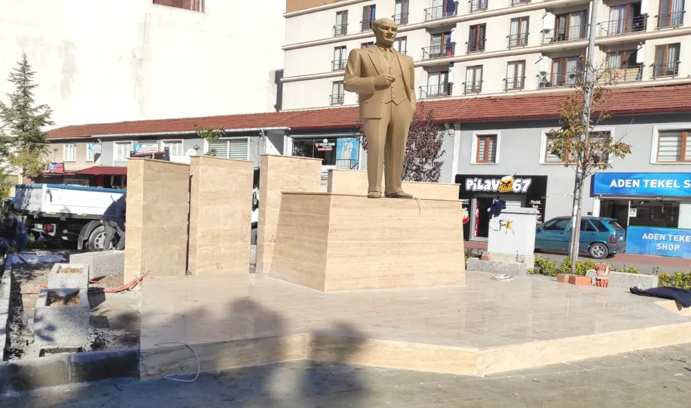 Kozlu’da Cumhuriyet Bayramı Törenleri Mustafa Sezer Meydanı’nda yapılacak
