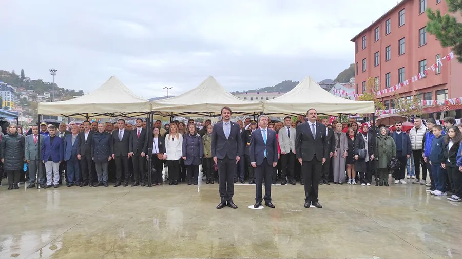 Cumhuriyet Bayramı öncesi ATA’nın manevi huzuruna çıktılar