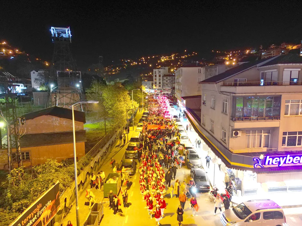 Kozlu’da Cumhuriyet coşkusu zirveye çıktı
