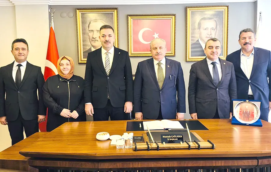 TBMM eski Başkanı Şentop, AK Parti’yi ziyaret etti