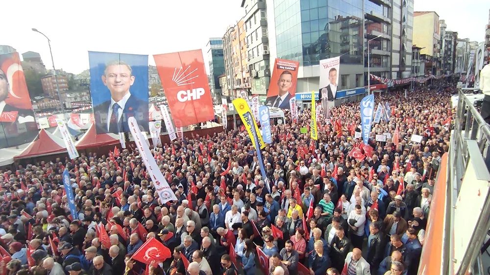 Madenci Anıtı ve Gazipaşa