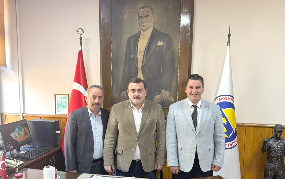 Kozlulu muhtarlardan yol teşekkürü 