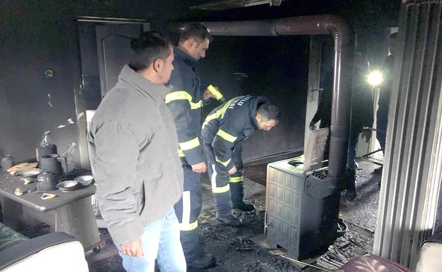 Kozlu’da yangın… Ev kül oldu…