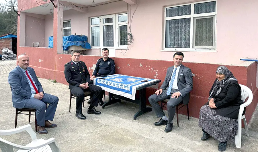 Kilimli protokolü, şehit annesini ziyaret etti