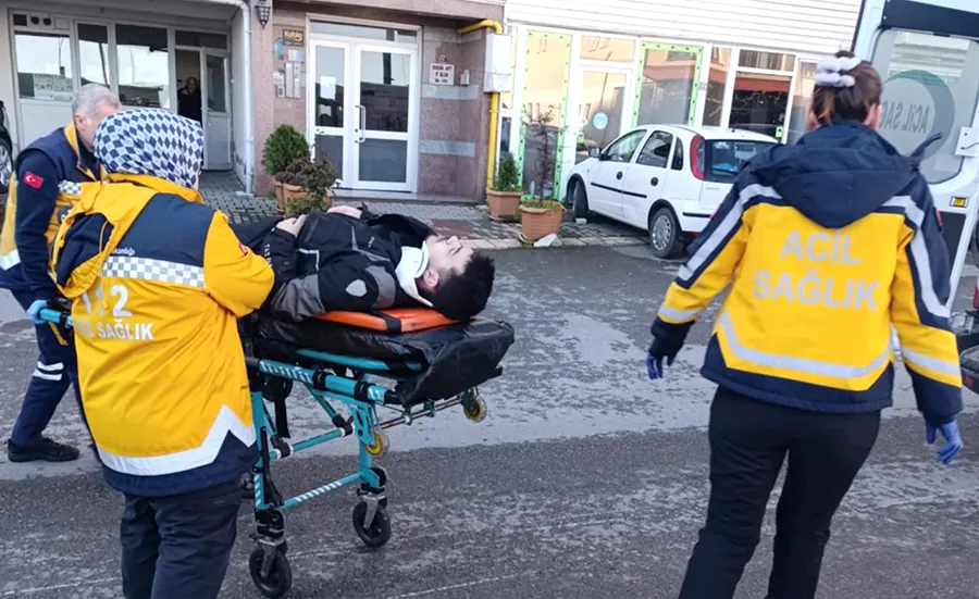 Kozlu’da feci kaza… Motosikletiyle otomobilin altına girdi...