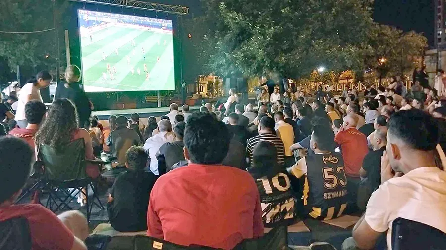 Trabzonspor U19 Finalde, Kozlululardan Dökmeci’ye ‘Dev Ekran’ çağrısı