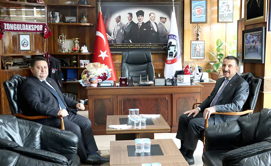 VALİ HACIBEKTAŞOĞLU