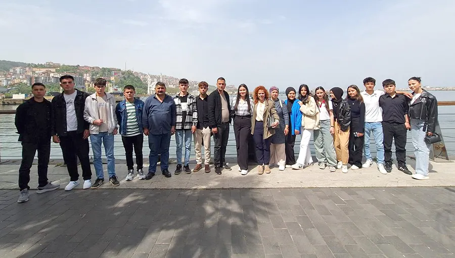 CHP’li Merve Arslan, gençlere unutulmaz bir gün yaşattı