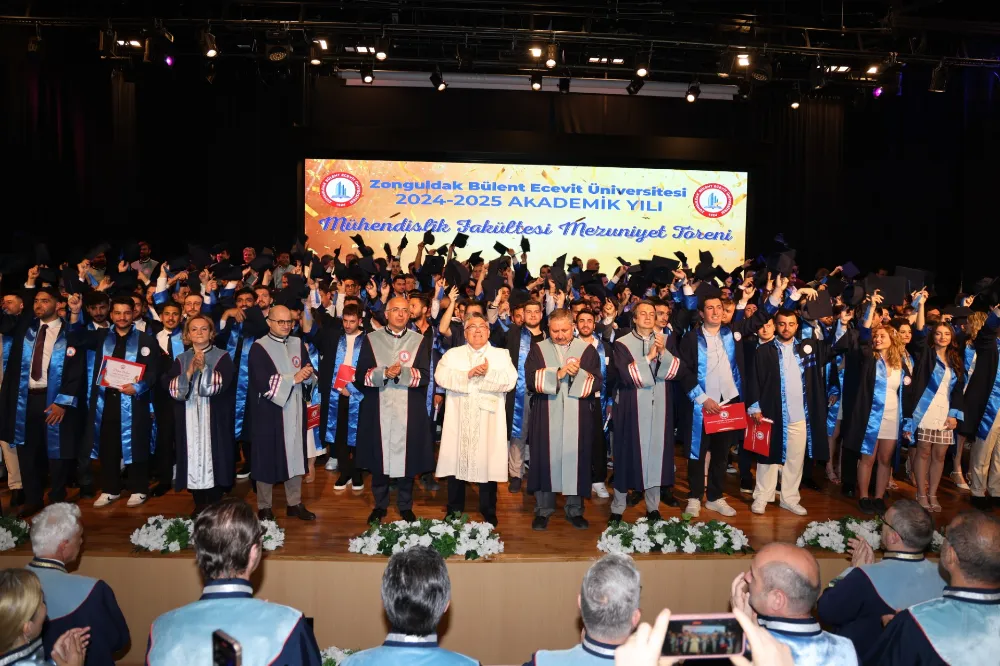 BEUN Mühendislik Fakültesinde Mezuniyet Coşkusu