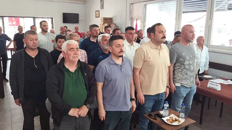Kozlu Belediyespor kongreye gitti.. İşte yeni yönetim...