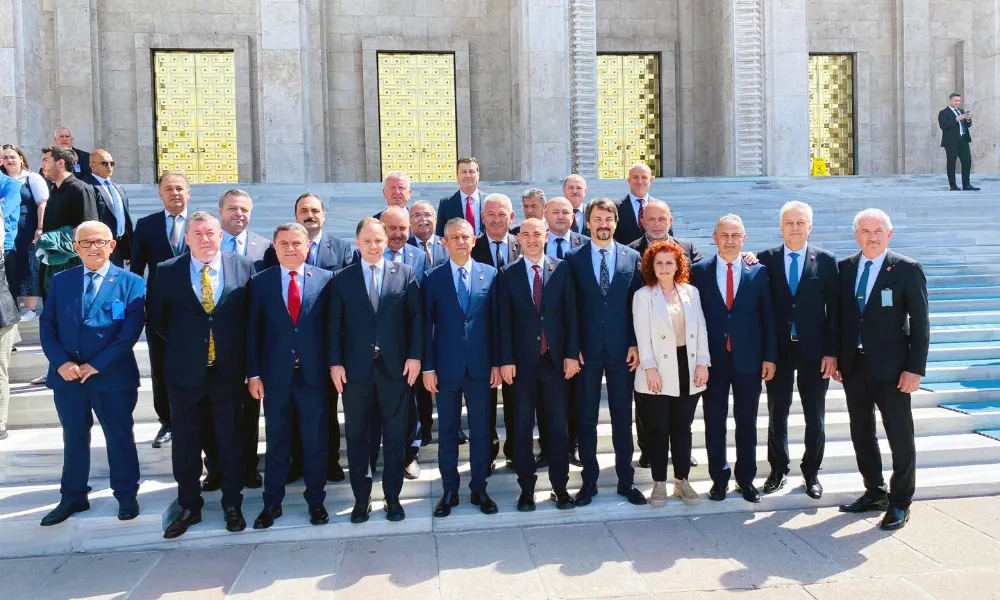 CHP Zonguldak heyeti, Genel Başkan Özgür Özel ile TBMM’de buluştu
