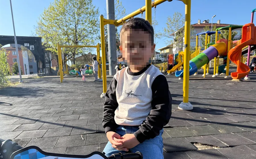 Parkta su zannettiği alkolü içince hastanelik oldu