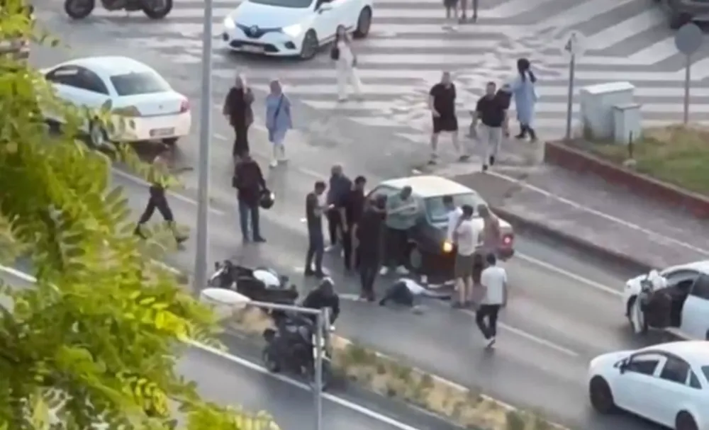 Kozlu sahil yolunda kaza... Yaralılar var...