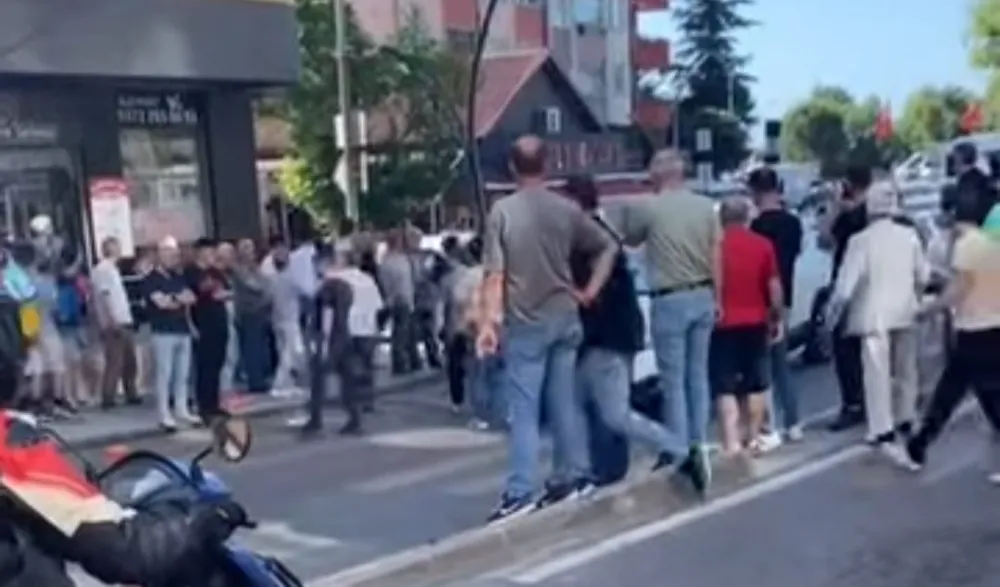 Kilimli’de M.A, C.K.’yı silahla vurdu...