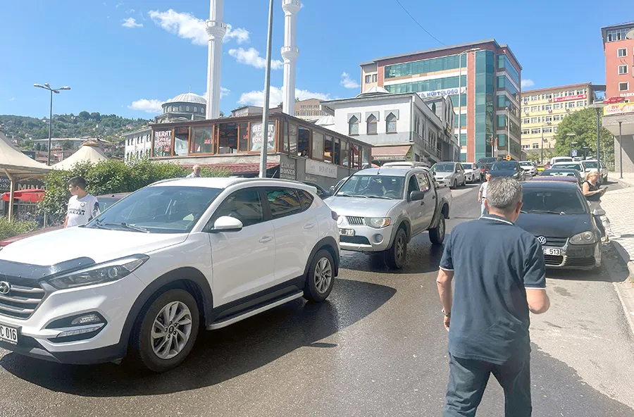 Zonguldak’ta kaza… Otomobiller çarpıştı