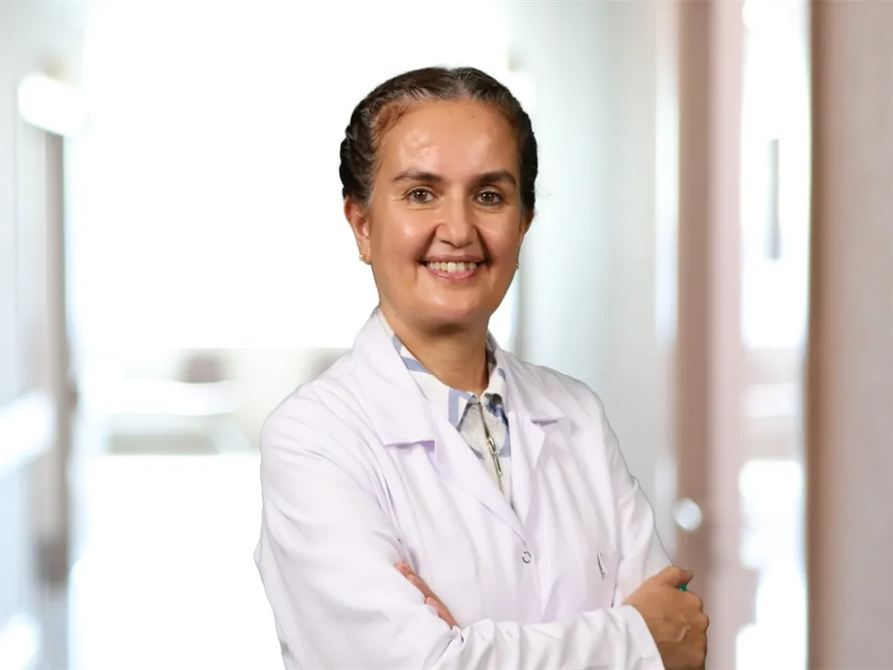 Baş ağrısını önlemek için yazın su tüketimine dikkat edin