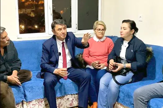 Tahsin Erdem iddialara videoyla cevap verdi: Seçim döneminde hiç kimseye iş sözü verilmemiştir…