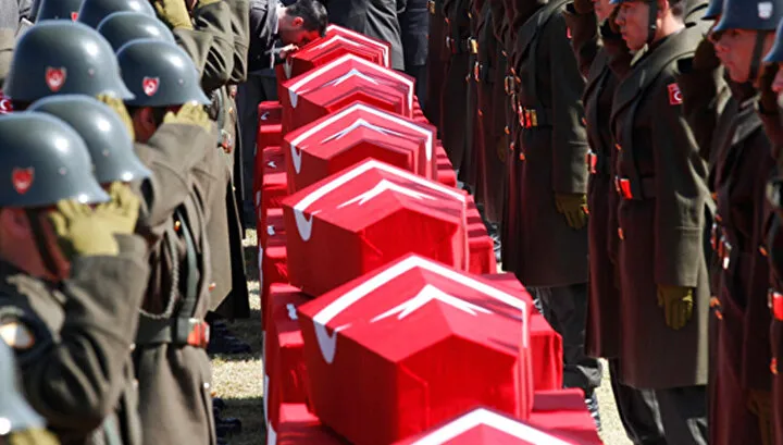 Ocaklara ateş düştü... Şehitlerimizin kimlikleri belli oldu... 