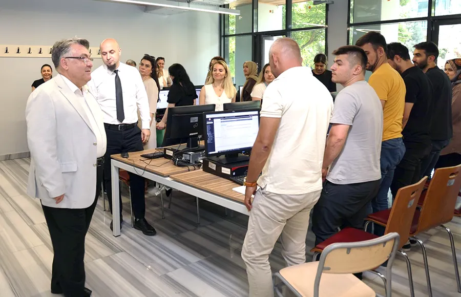 Uluslararası öğrencilerden BEUN’a yoğun ilgi