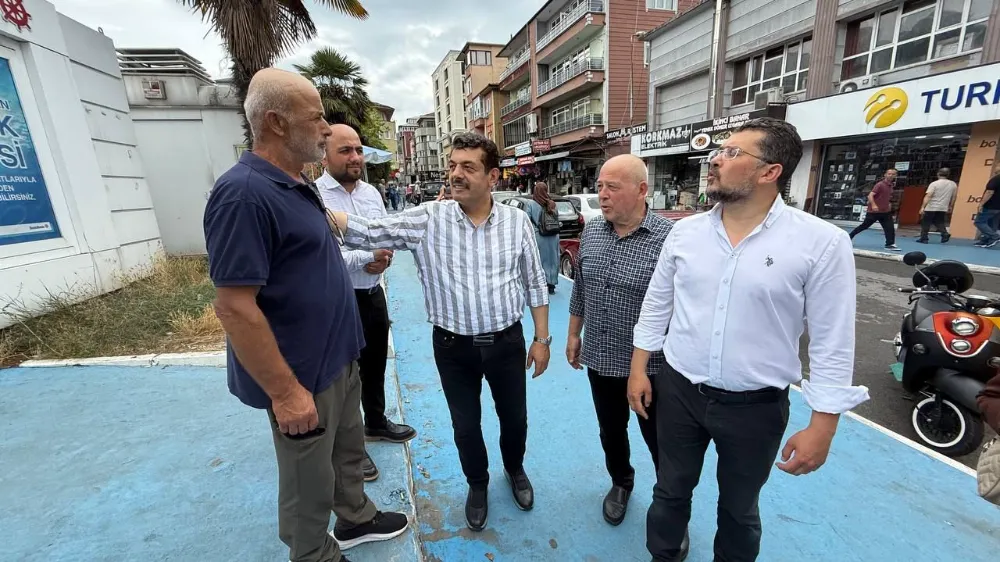 AK Partili Avcı Kozlu’da esnaf gezdi
