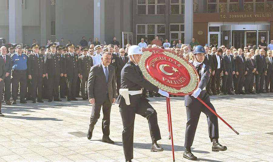 Atatürk’ün Zonguldak’a gelişinin 94. yıldönümü törenlerle kutlandı