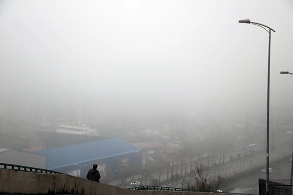 Zonguldak’ta sis, görüş mesafesi 50 metreye düştü...